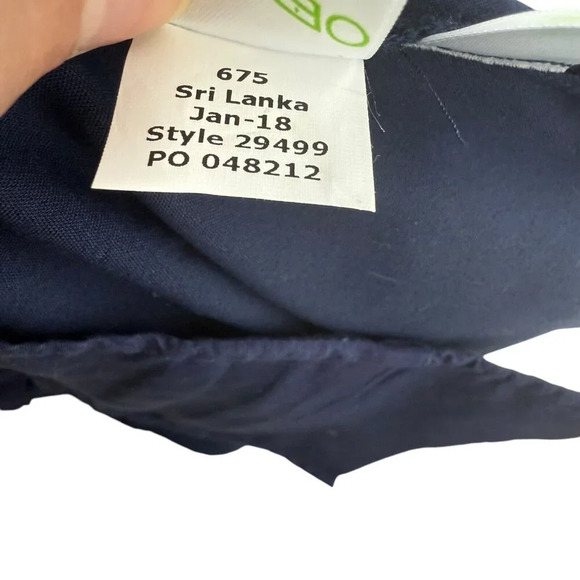 Lilly Pulitzer Joette Stretch Dinner Shorts Size 16 Midnight Navy Plus NWT *FLAW - Picture 3 of 8